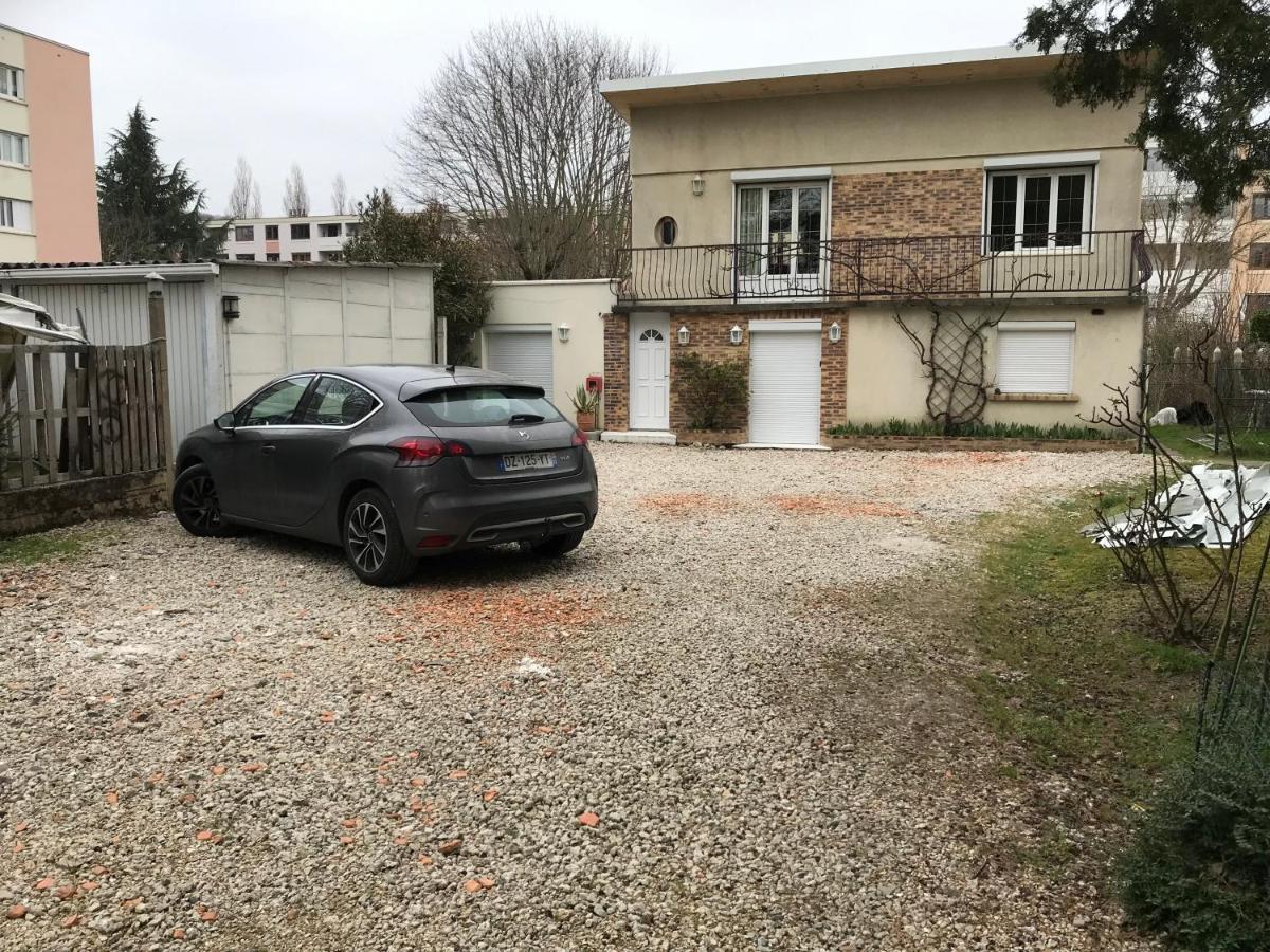 פאליזו Studio Fond De Jardin מראה חיצוני תמונה