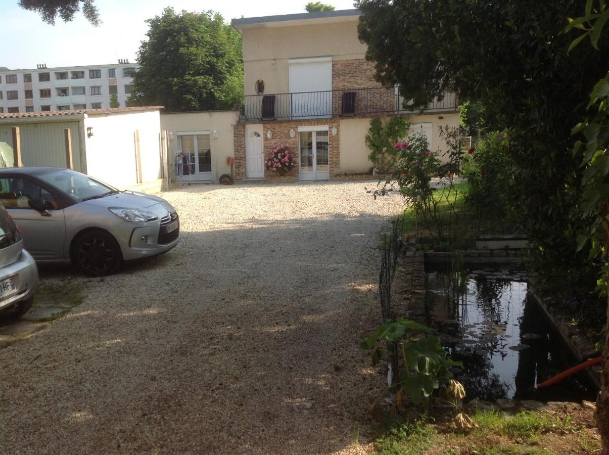 פאליזו Studio Fond De Jardin מראה חיצוני תמונה